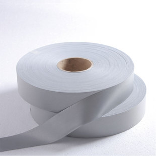 耐水洗、干洗亮銀TC反光布 亮度＞420